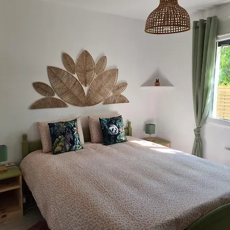 Maison 6 Pers, Parking Et Jardin Prives, Cite A Pied, Tres Calme *
