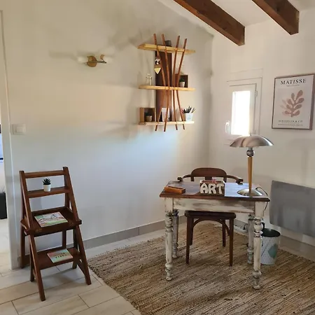 Maison 6 Pers, Parking Et Jardin Prives, Cite A Pied, Tres Calme